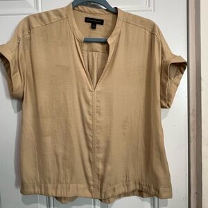 Banana Republic Short-Sleeve V-Neck Blouse in Tan